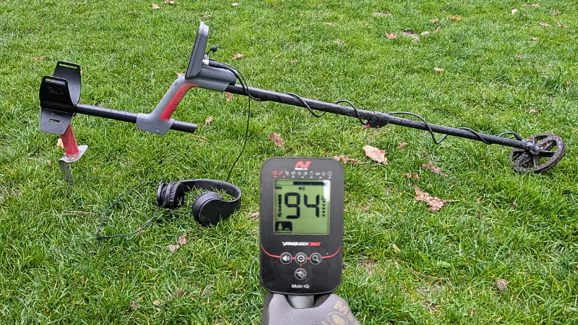 Minelab Vanquish 360, ein sehr guter Metalldetektor für alle Suchgebiete, perfekt für Einsteiger